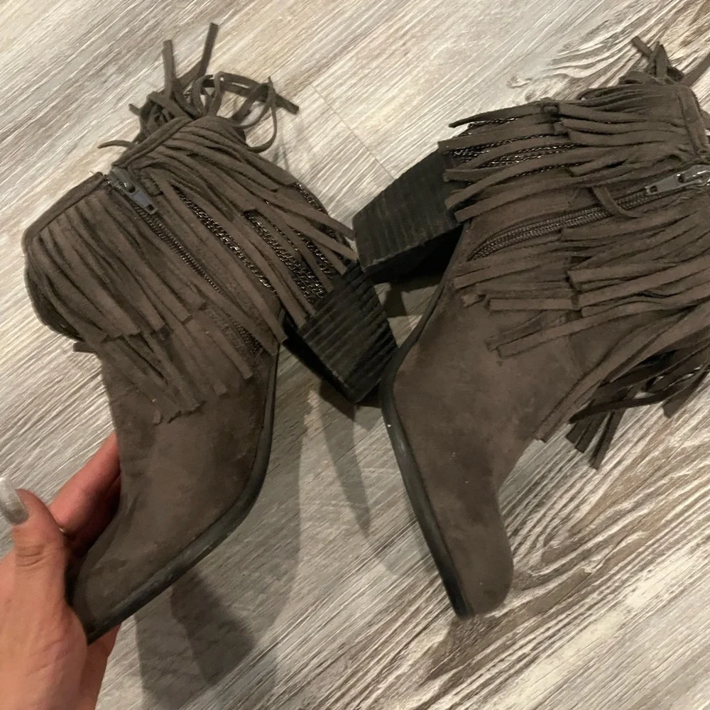 Fringe boot - Picture 5 of 5